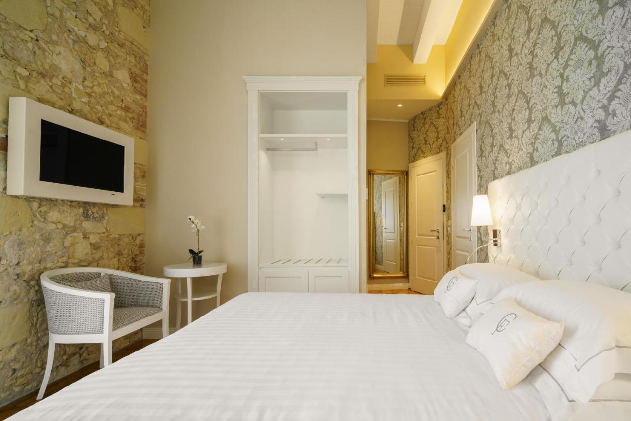 Boutique Hotel Carlo Felice カリアリ エクステリア 写真