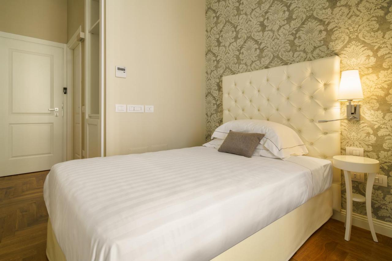 Boutique Hotel Carlo Felice カリアリ エクステリア 写真